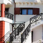 Villa Palmera 100m From The